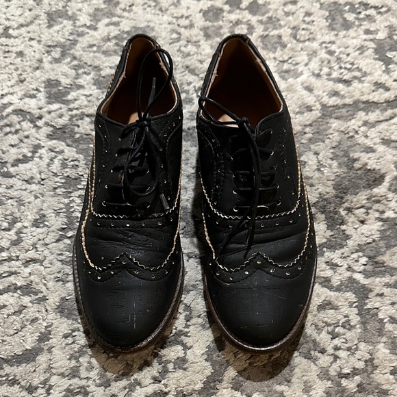 rutz Shoes - 🖤Classic Black Brogue Women’s Shoes🖤